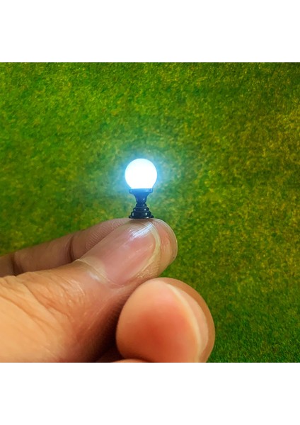 No.2 Tarzı 2 Adet Ho Ölçekli Bahçe Lambası Tren Lambaları Led'ler, Minyatür Bahçe Çimen Sokak Lambaları (Yurt Dışından)