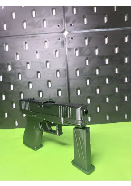 Glock-19 (3d Yazıcı ile Üretildi.) -PRIME3D- Silah Maketi Hammaddesi Plastikten Üretilmiştir.