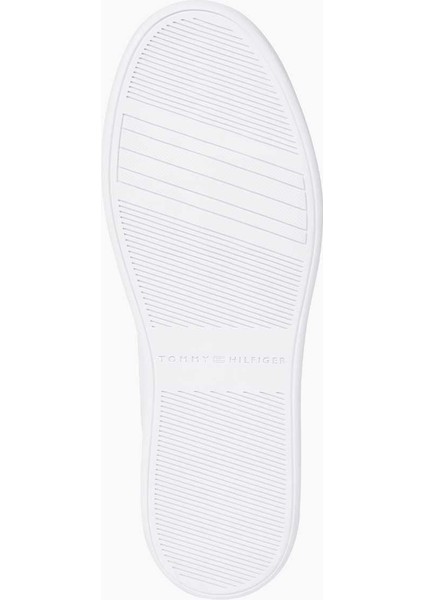 Chic Court Sneaker