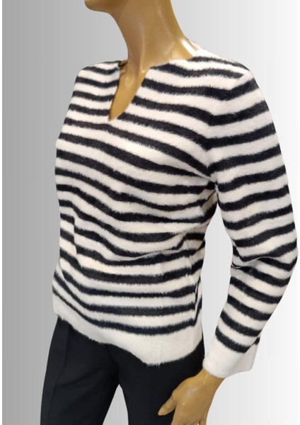 Kadın T.kazak fiyatları