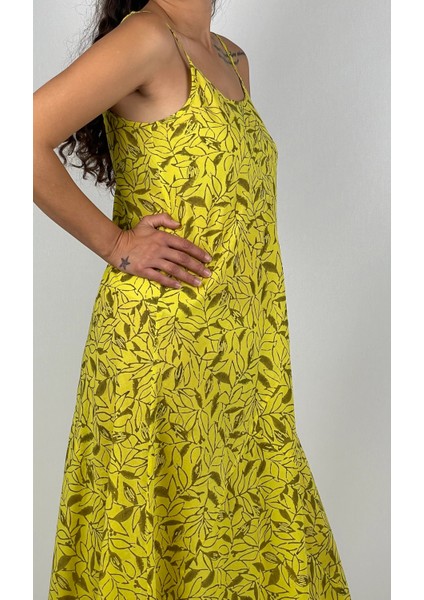 MOTHRA DRESS Yuvarlak Yaka İnce Askılı Desenli El Baskısı Uzun Elbise indirimleri