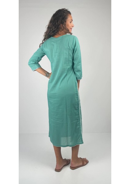 SAAVAN V Yaka Turkuaz El Çevirmeli Boncuk İşlemeli Midi Boy Elbise fırsatları