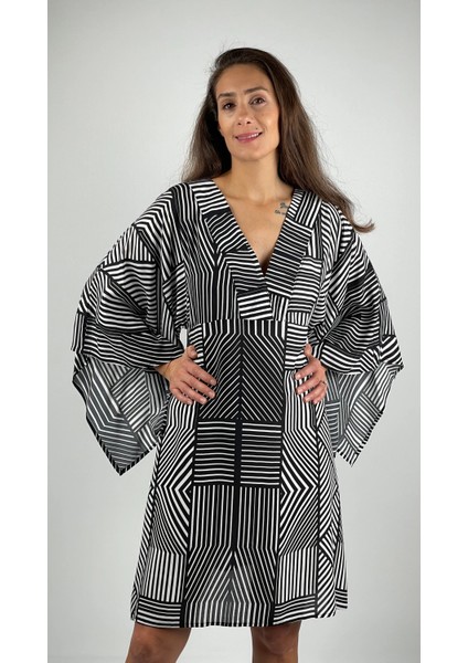 MARINE V Yaka Kimono Kollu Kısa Viskon Elbise fırsatları