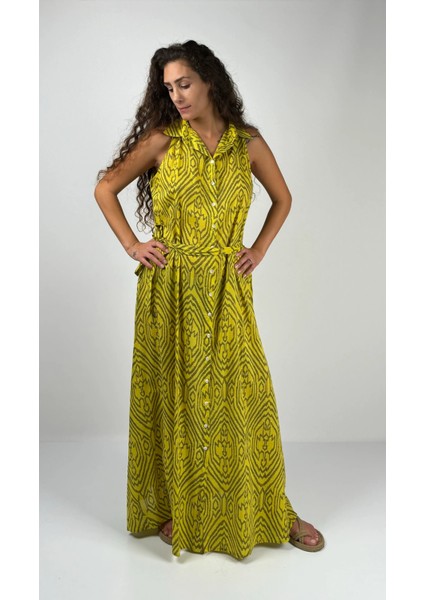 SOPHIA DRESS Gömlek Yaka Sıfır Kol Kemerli Desenli El Baskısı Uzun Elbise fiyatları