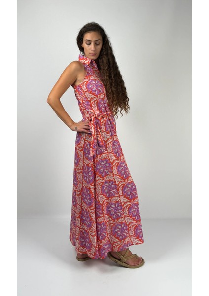 SOPHIA DRESS Gömlek Yaka Sıfır Kol Kemerli Desenli El Baskısı Uzun Elbise fiyatları