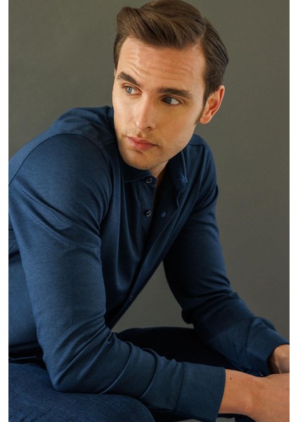 Erkek Uzun Kol Manşetli Gömlek Petrol fiyatları