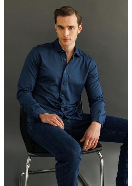 Erkek Uzun Kol Manşetli Gömlek Petrol indirimleri