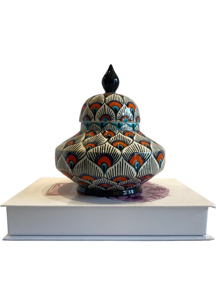 Uzay El Boyaması Küp