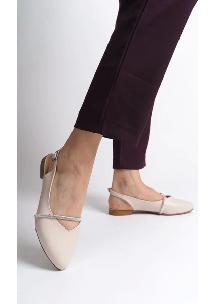 Allıson Tokalı Ortopedik Rahat Taban Taş Detaylı Kadın Babet Ayakkabı Kt - Krem