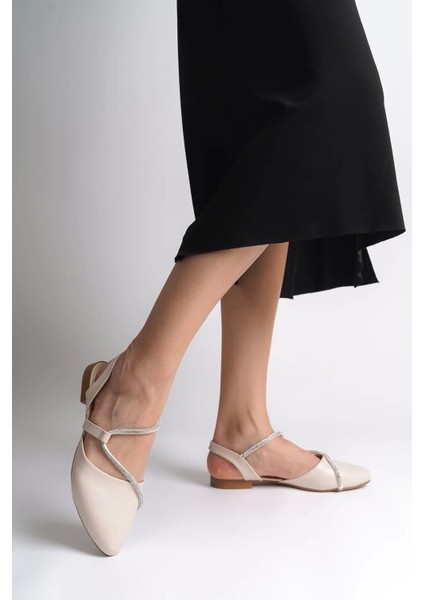 Hannah Lastikli Ortopedik Rahat Taban Taş Detaylı Kadın Babet Ayakkabı Kt - Krem