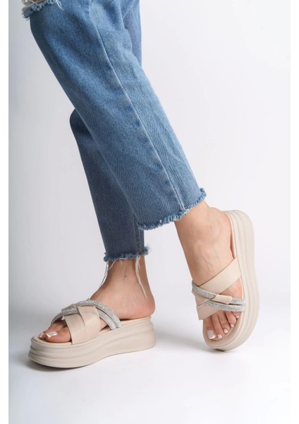 Ruby Düz Topuklu Taşlı Çapraz Şeritli Kalın ve Ortopedik Taban Kadın Terlik Kt - Krem modelleri