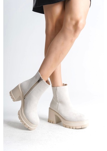 Lısse Fermuarlı Ortopedik Taban Kalın Topuklu Süet Kadın Bot Kt- Krem