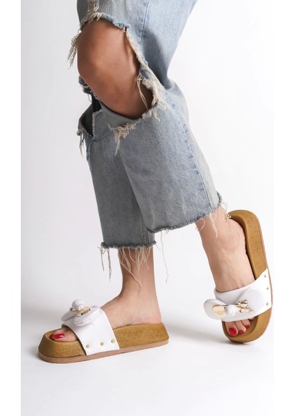 Dıla Kalın ve Ortopedik Taban Ayıcıklı Saten Kadın Terlik Kt - Beyaz fiyatları