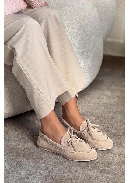 Celina Ön Bağcık Detaylı Deri Süet Kadın Babet Bej fırsatları