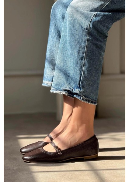 Elva Ön Bant Detaylı Deri Kadın Babet Kahve fiyatları