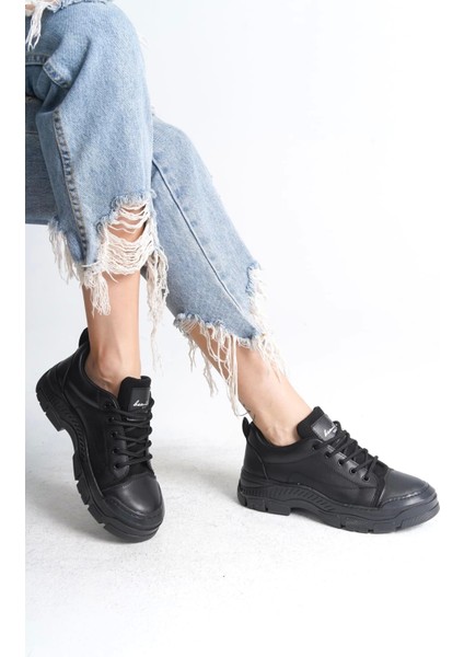 Jane Bağcıklı Ortopedik Taban Kadın Sneaker Spor Ayakkabı St - Siyah fırsatları