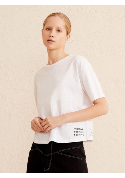 Kadın Beyaz Oversize Pamuklu Tişört