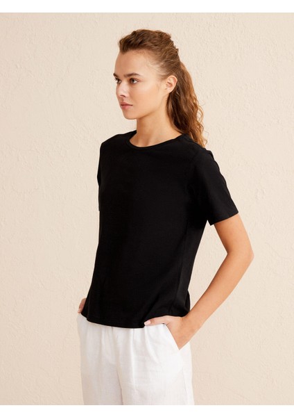 Siyah Regular Fit Pamuklu Tişört modelleri