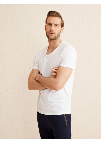 Erkek Beyaz Slim Fit Pamuklu Basic Tişört