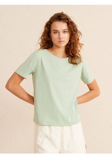 Kadın Yeşil Regular Fit Pamuklu Basic Tişört