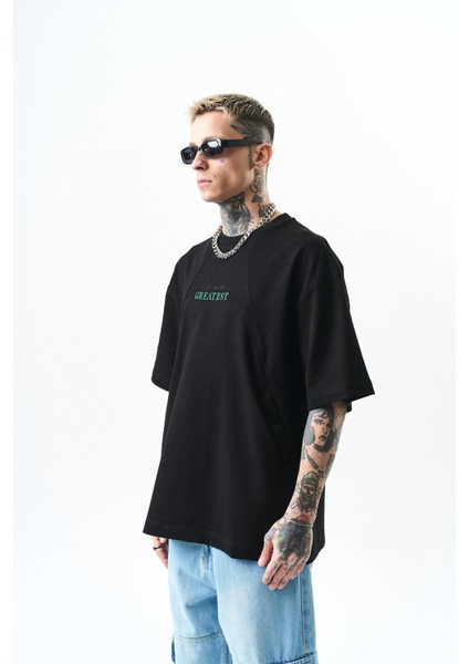 Erkek Greatest Nakışlı Oversize T-Shirt Siyah fiyatları