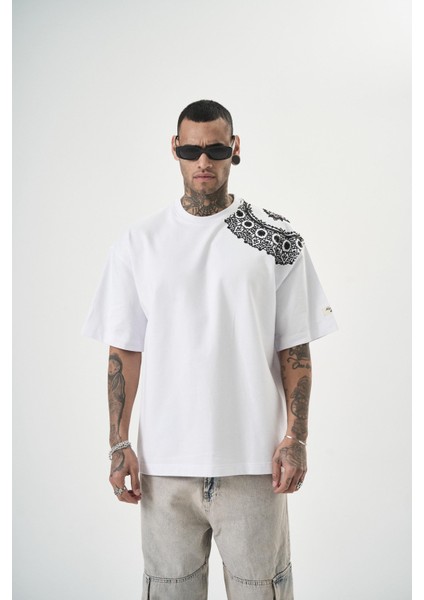 Erkek Minimalism Series Nakışlı Oversize T-Shirt Beyaz