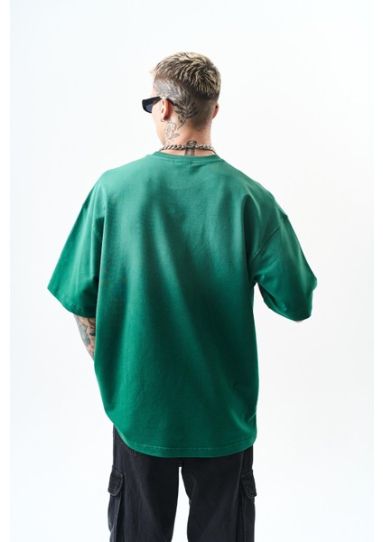 Erkek California Baskılı Oversize T-Shirt Nefti modelleri