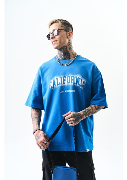 Erkek California Baskılı Oversize T-Shirt Mavi modelleri