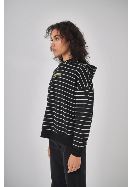 Kadın Minimalism Series Nakışlı Oversize Hoodie Ekru
