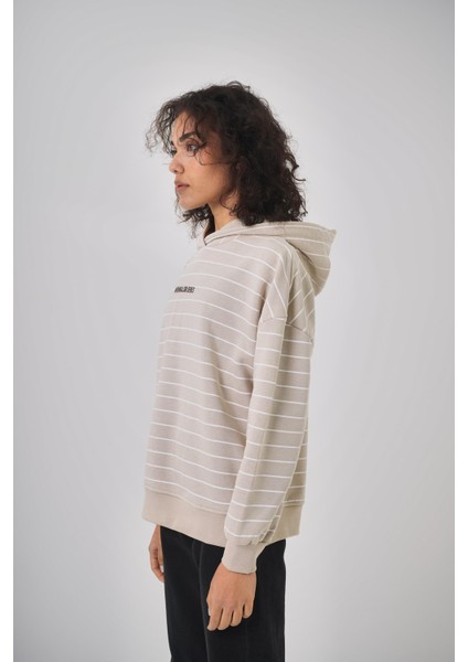Kadın Minimalism Series Nakışlı Oversize Hoodie Ekru