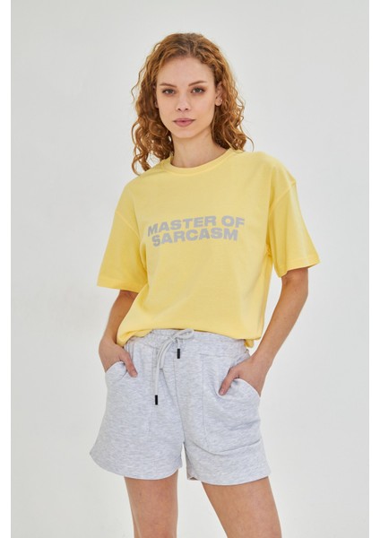 Kadın Master Of Sarcasm Baskılı Kısa Kollu %100 Pamuk Tişört fırsatları