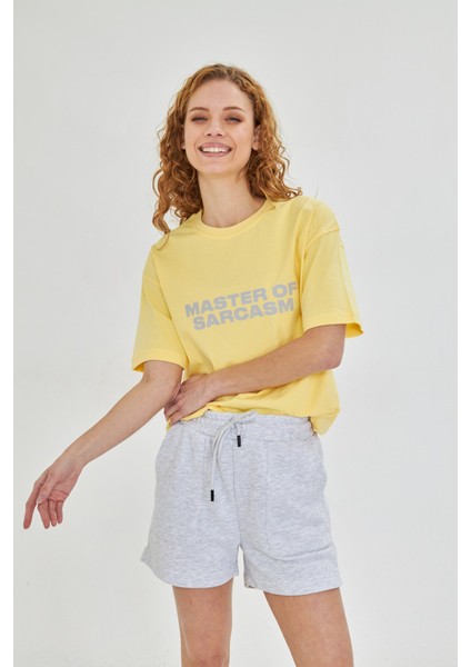 Kadın Master Of Sarcasm Baskılı Kısa Kollu %100 Pamuk Tişört indirimleri