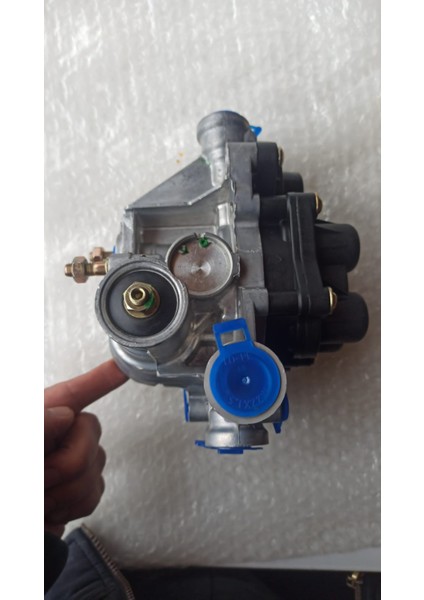 Dağıtıcı Ventil Dört Yollu AE4800 (K002435N50)-DAĞITICI Ventil (Knorr Tip) Yeni Model Mercedes Axor Dörtlü Hava Dağıtıcı Ventil AE4800 Pener 3515TE fırsatları