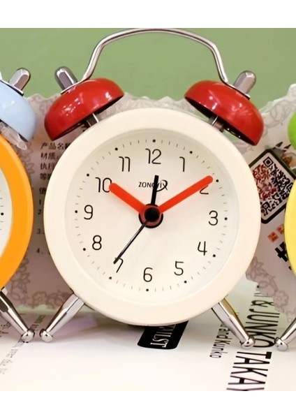Masa Üstü Çalar Saat Mini Alarmlı Enboyyükseklik 2X5X8CM Metal Pvc Beyaz Kırmızı 1 Adet