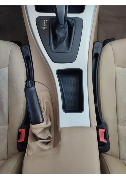 Sasa Bmw 320 I Model Oto Ön Koltuk Boşluk Doldurma Organizer fırsatları