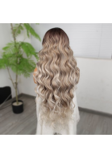 Rus Kumralı Beyaz Platin Ombreli Işıltılı Ekstra Uzun Fiber Sentetik Dalgalı Tül Peruk fırsatları