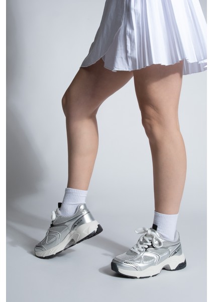Kadın Sneaker Kalın Taban Bağcıklı File Detaylı Spor Ayakkabı Sargen Gümüş fırsatları