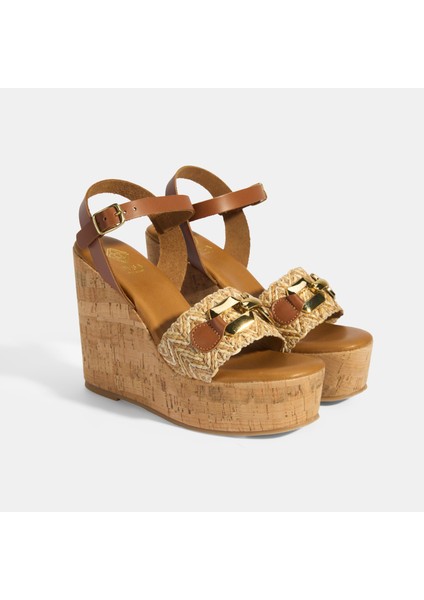 Kadın Kahve Toka Aksesuarlı Deri Detaylı Slingback Dolgu Topuklu Sandalet fiyatları