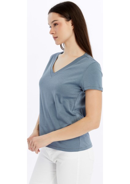 Kadın T-Shirt V Yaka Kısa Kollu modelleri