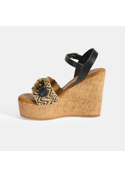 Kadın Siyah Toka Aksesuarlı Deri Detaylı Slingback Dolgu Topuklu Sandalet fırsatları