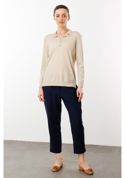 Kadın Polo Yaka Yakası Nakışlı Bluz Bej fırsatları