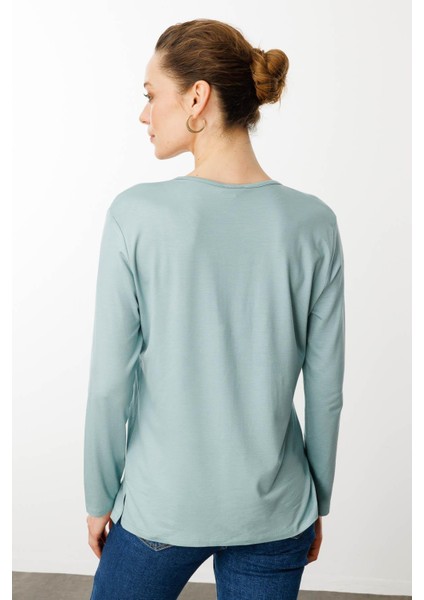 Kadın Sıfır Yaka El Nakışı Işlemeli Bluz Mint modelleri