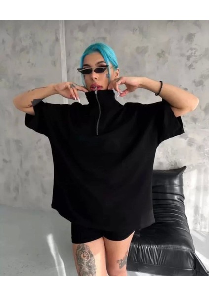 Yarım Fermuarlı Düz Oversize T-Shirt - Siyah fiyatları