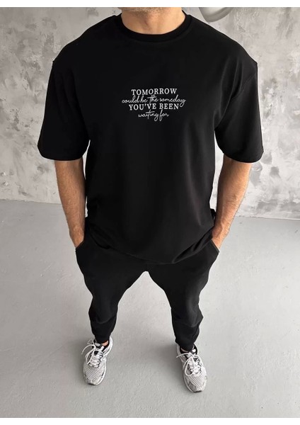Bisiklet Yaka Baskılı Oversize T-Shirt - Siyah