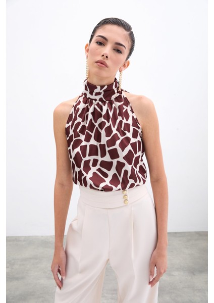 Boğazlı Kolsuz Bluz - Bej-Kahve