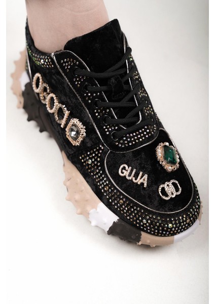 Luisa Orijinal Guja Özel Seri Taş Detaylı Kadın Spor Ayakkabı Siyah fiyatları