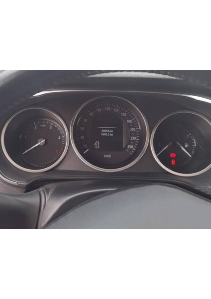 Renault Megane 4 Gösterge Çerçevesi - Krom Taşlı (3 Parça) | 2016 ve Sonrası, HB/SD fiyatları