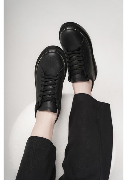 Adriana Taban Metal Şerit Detaylı Kadın Spor Ayakkabı Siyah modelleri