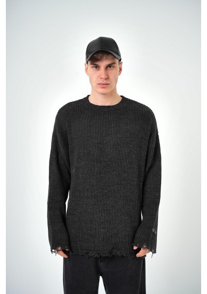 Erkek Yırtık Detaylı Oversize Triko Füme