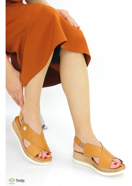 Kadın Deri Düz Taban Bağcıksız Ortopedik Günlük Sandalet M26YS2395 fiyatları